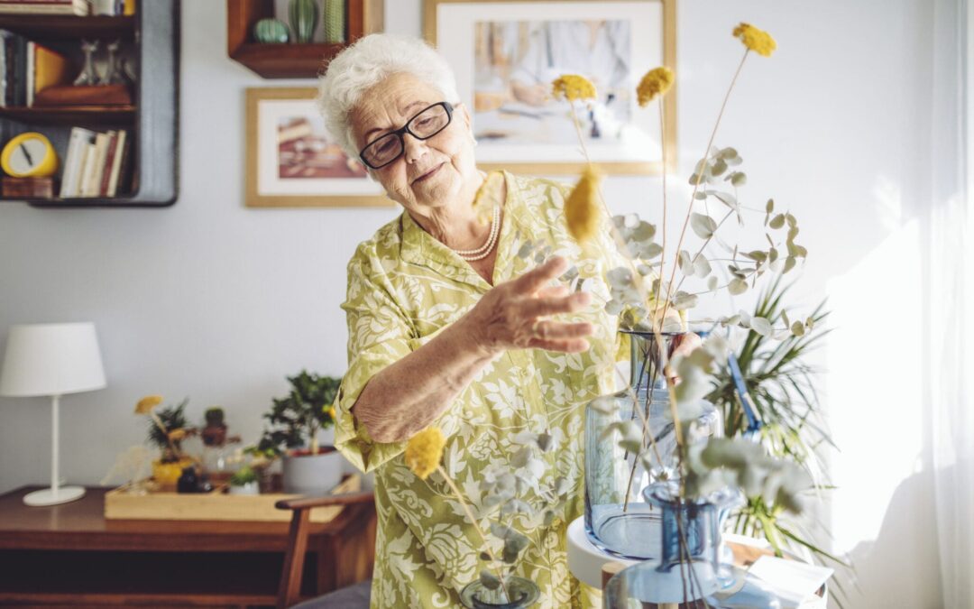 9 Reasons Why a Senior Living Apartment Is Right for You