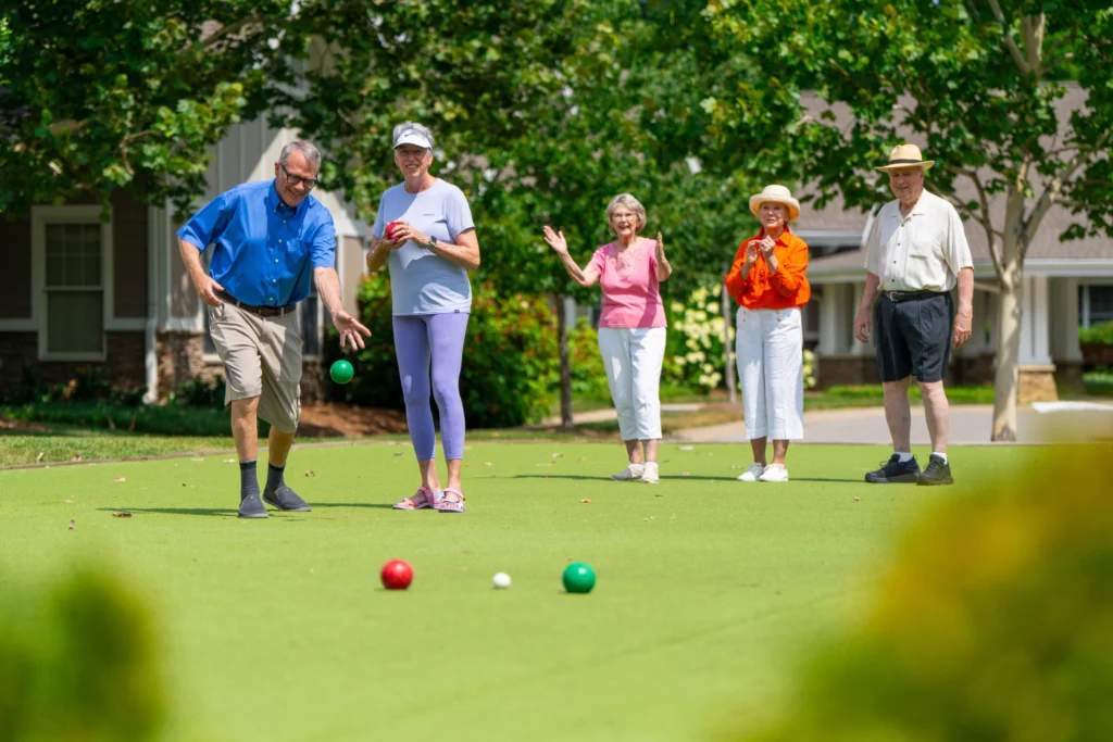 Heritage residents play bocce